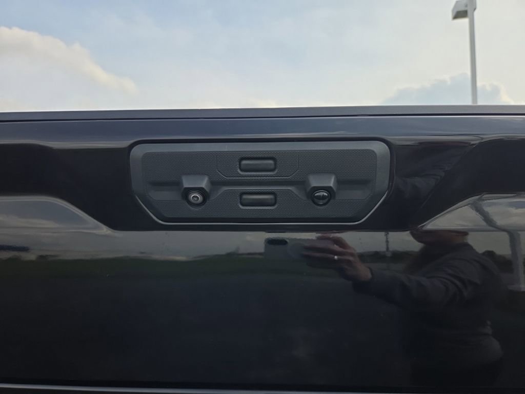 Used 2021 GMC Sierra 2500 Denali w/ Denali Ultimate Package AWD/4WD image 30