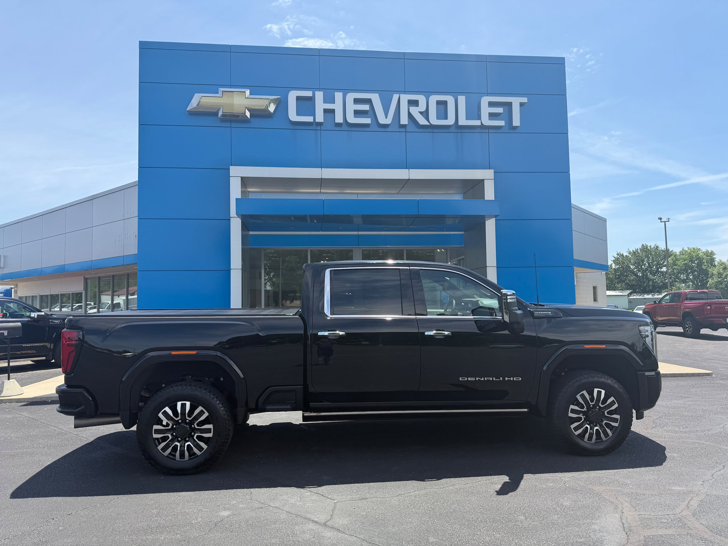 Used 2024 GMC Sierra 2500 Denali Ultimate w/ Max Trailering Package