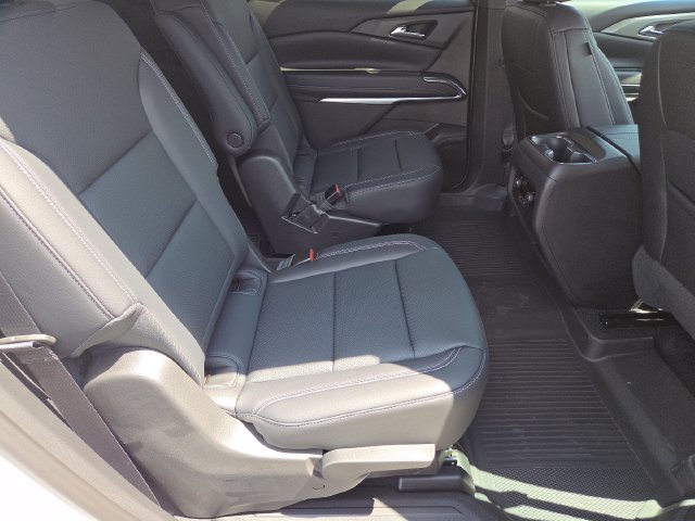 New 2027 Chevrolet Traverse LT w/ Sun and Wheel Package AWD/4WD image 22