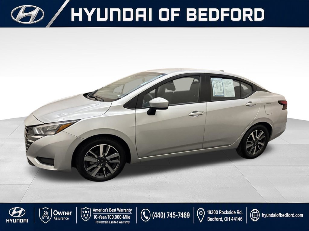 Used 2025 Nissan Versa SV FWD image 10