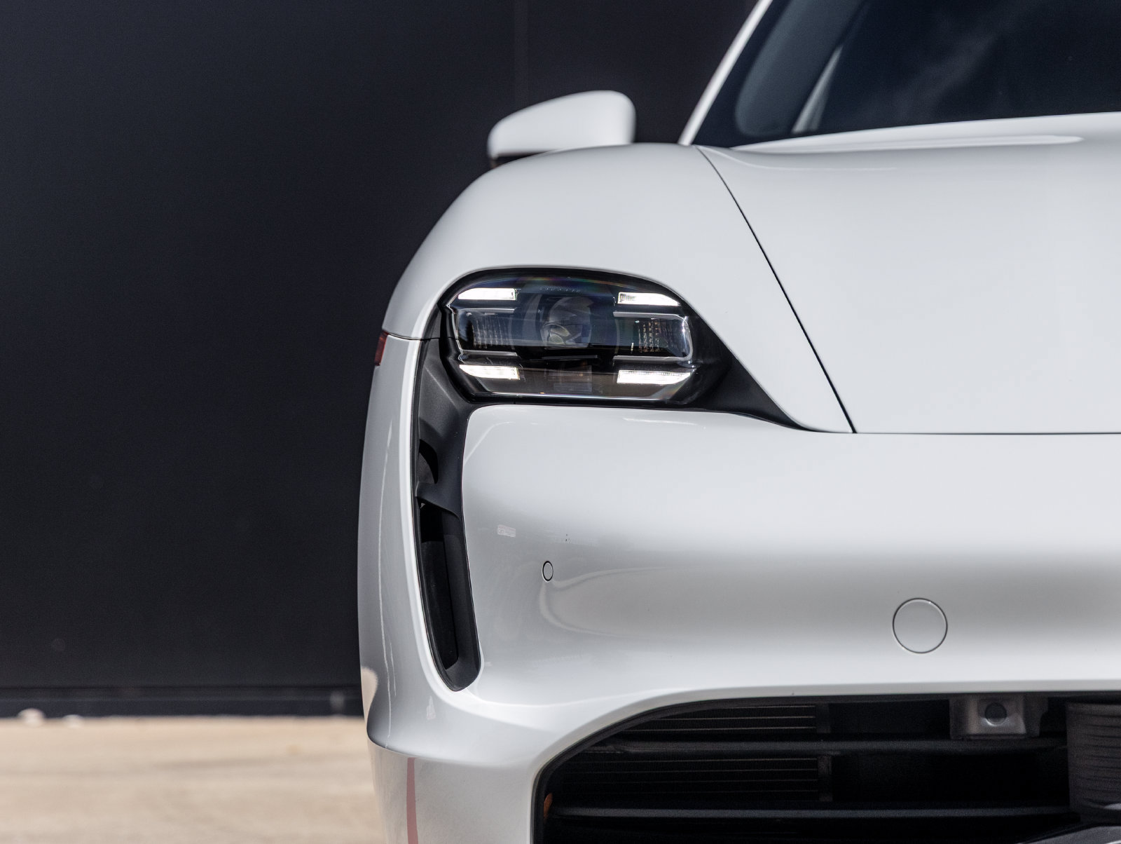 Certified 2023 Porsche Taycan 4S AWD/4WD image 17