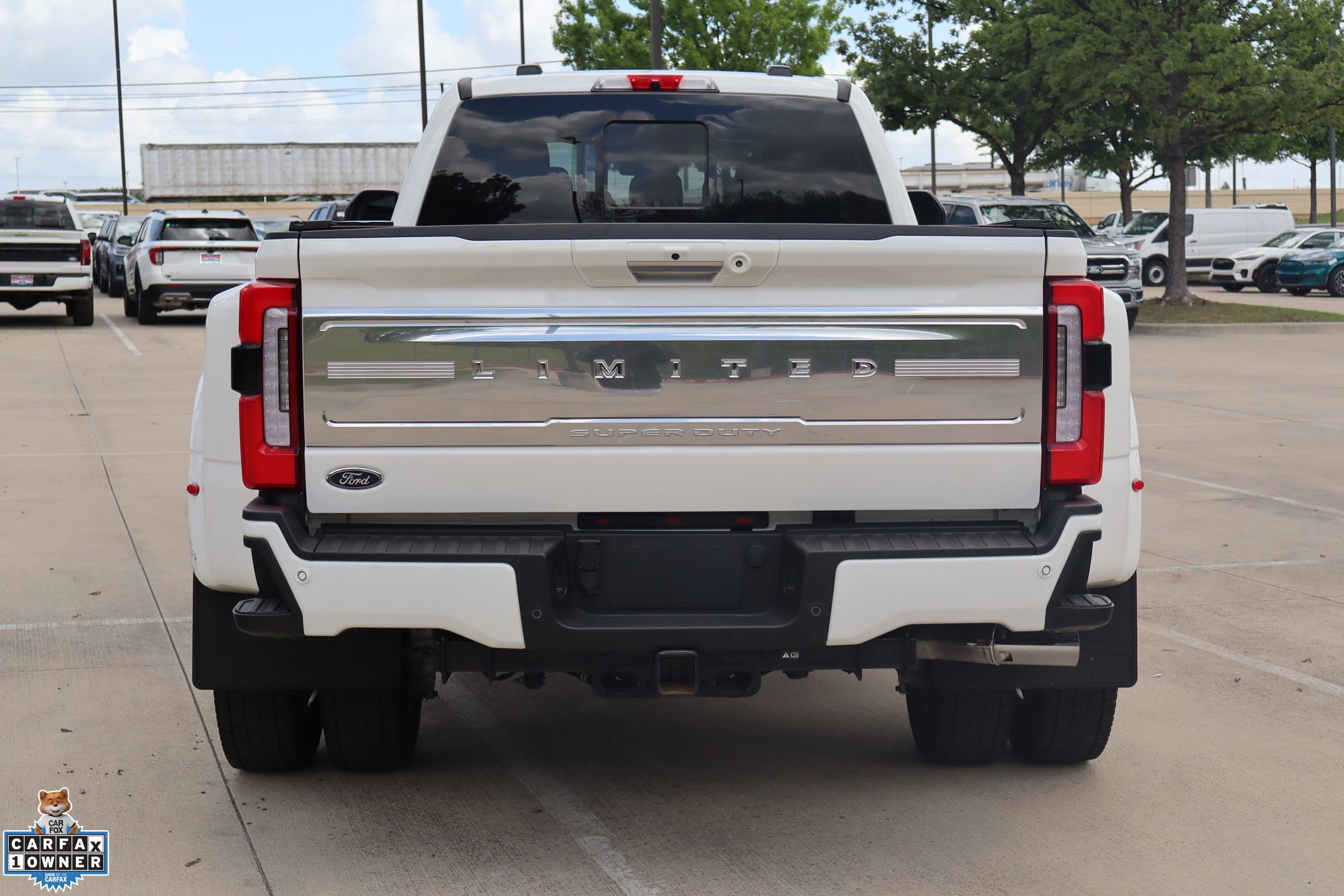 Used 2023 Ford F450 Limited image 6