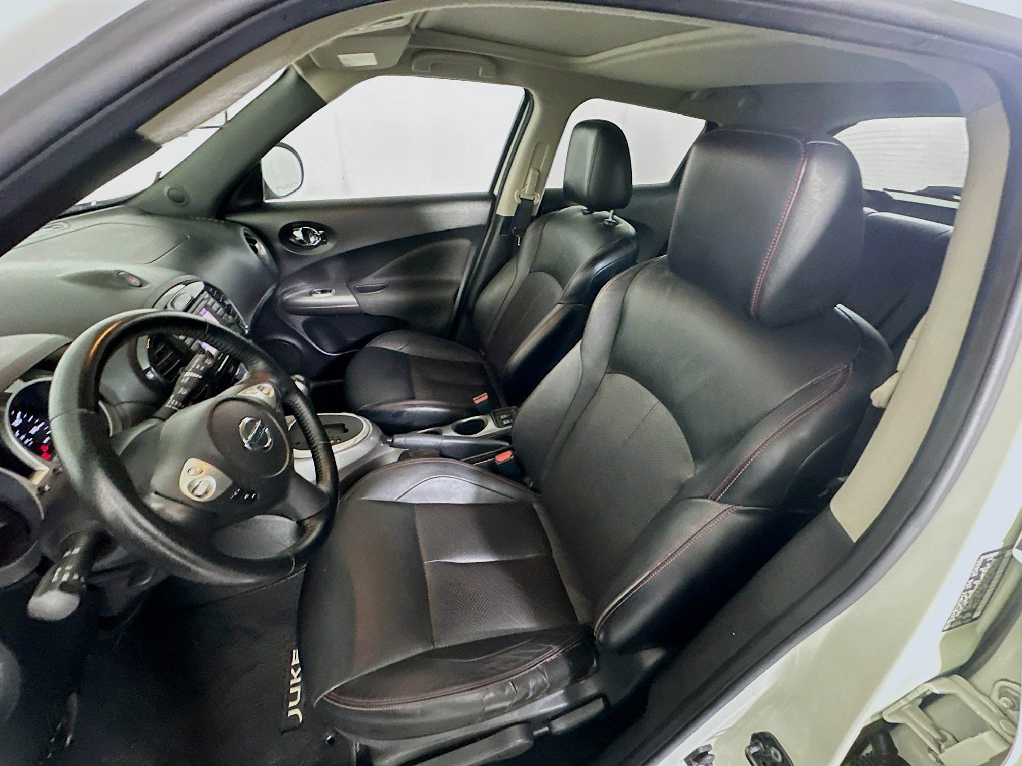 Used 2012 Nissan Juke SL image 13