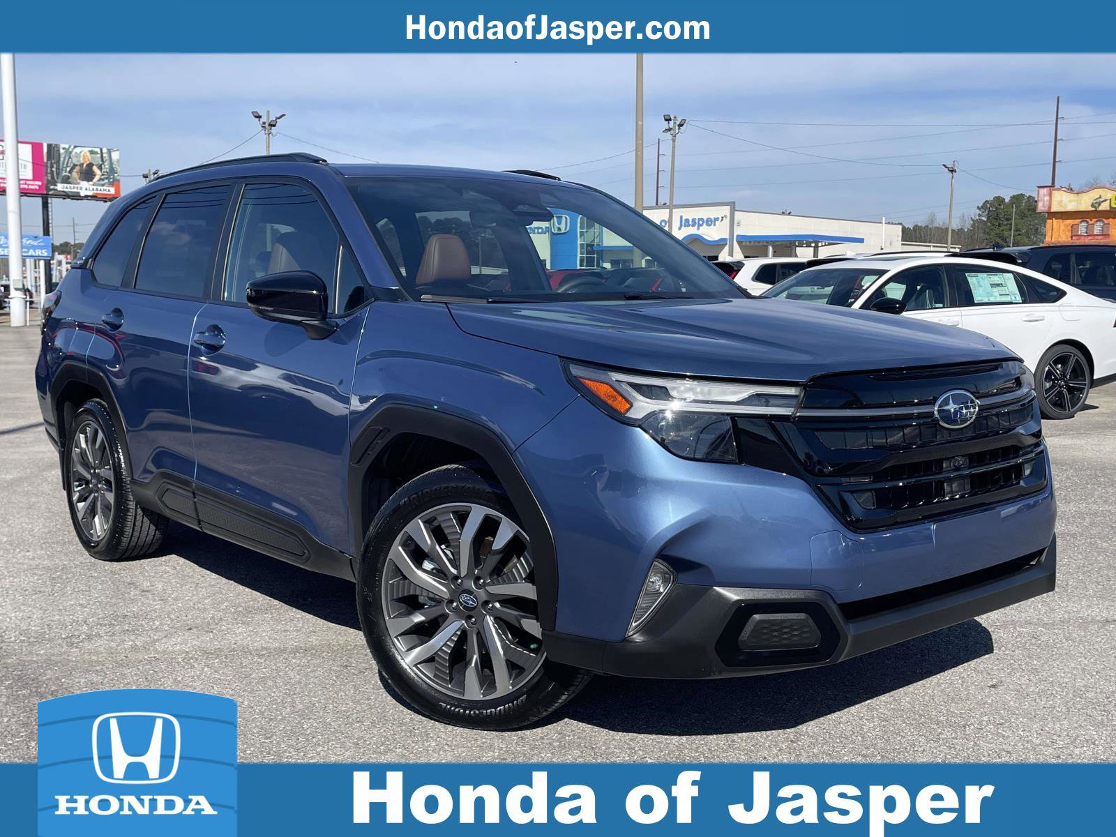 Used 2025 Subaru Forester Touring image 1