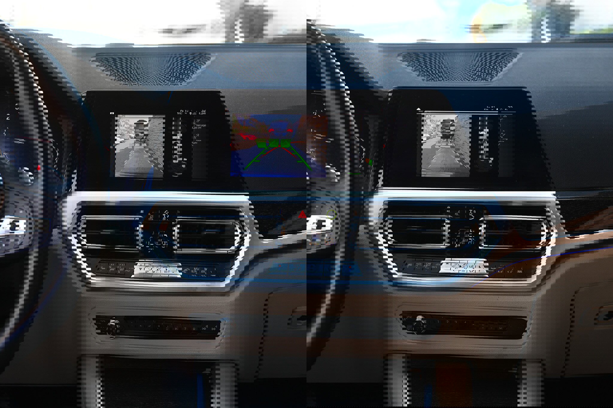 Used 2021 BMW 330i w/ Convenience Package image 36