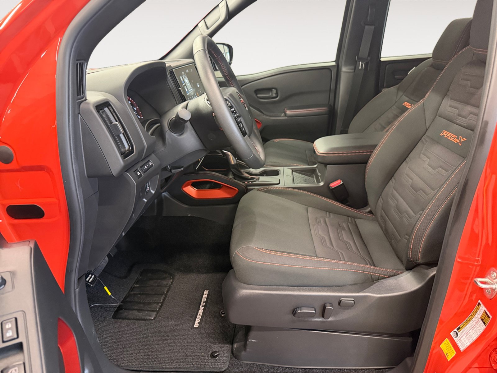 Used 2026 Nissan Frontier Pro-X w/ Pro-X Convenience Package RWD image 23