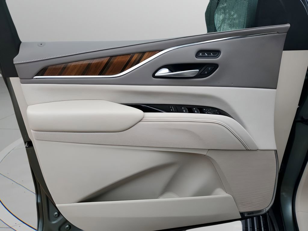 Used 2024 Cadillac Escalade Sport Platinum image 29