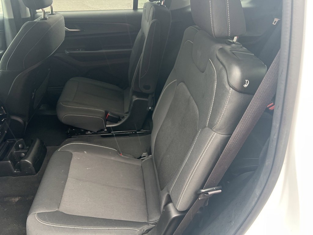 Used 2023 Jeep Grand Cherokee L Laredo image 10