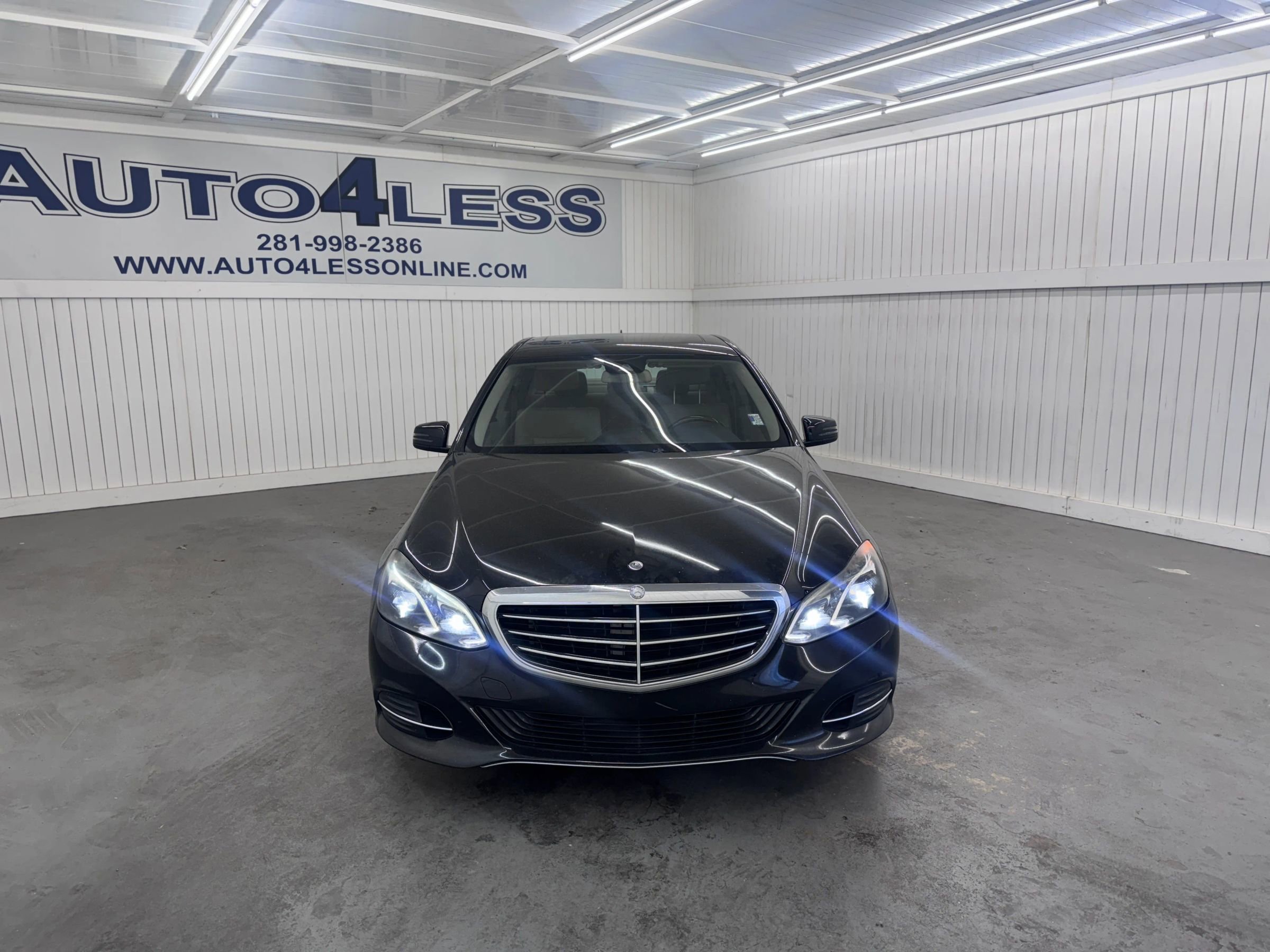 Used 2014 Mercedes-Benz E 350 Sedan image 2