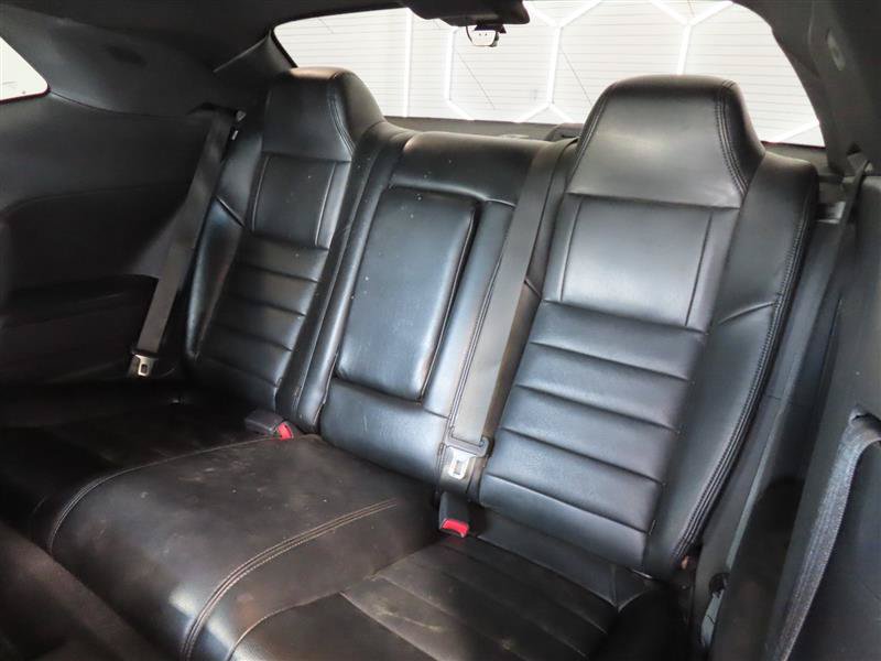 Used 2014 Dodge Challenger SRT8 Core RWD image 17