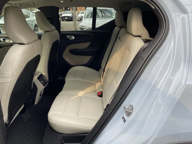 New 2026 Volvo XC40 B5 Ultra w/ Climate Package image 14