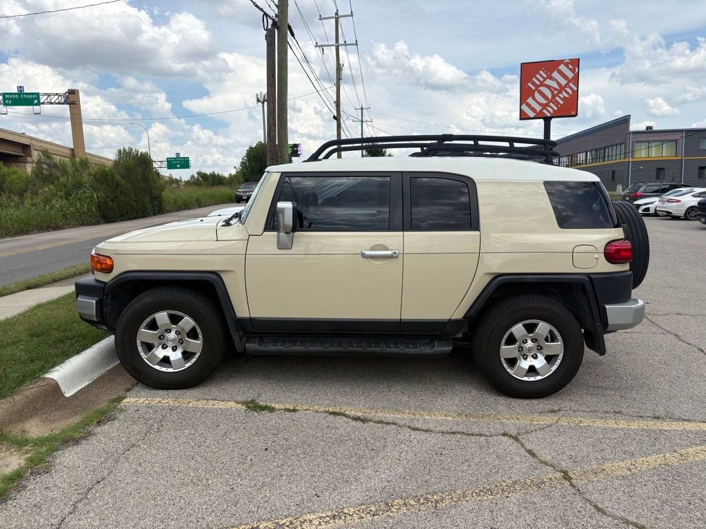 Used 2008 Toyota FJ Cruiser 2WD image 14