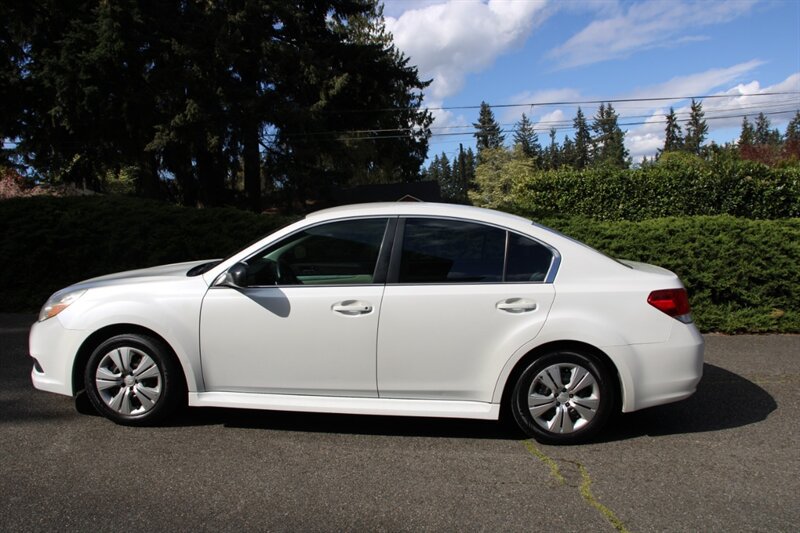 Used 2010 Subaru Legacy 2.5i AWD/4WD image 12