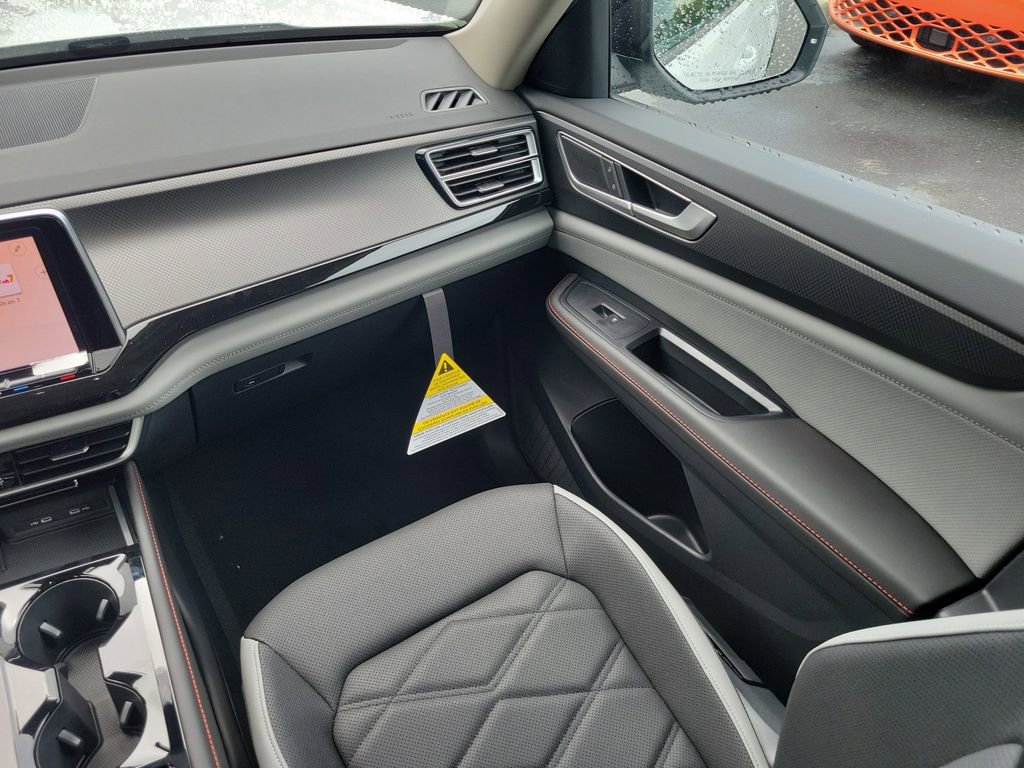 New 2026 Volkswagen Atlas Peak Edition image 16