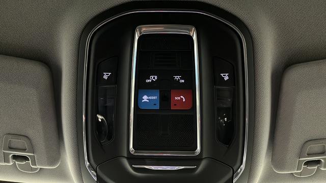 Used 2023 Jeep Grand Cherokee L Laredo AWD/4WD image 29