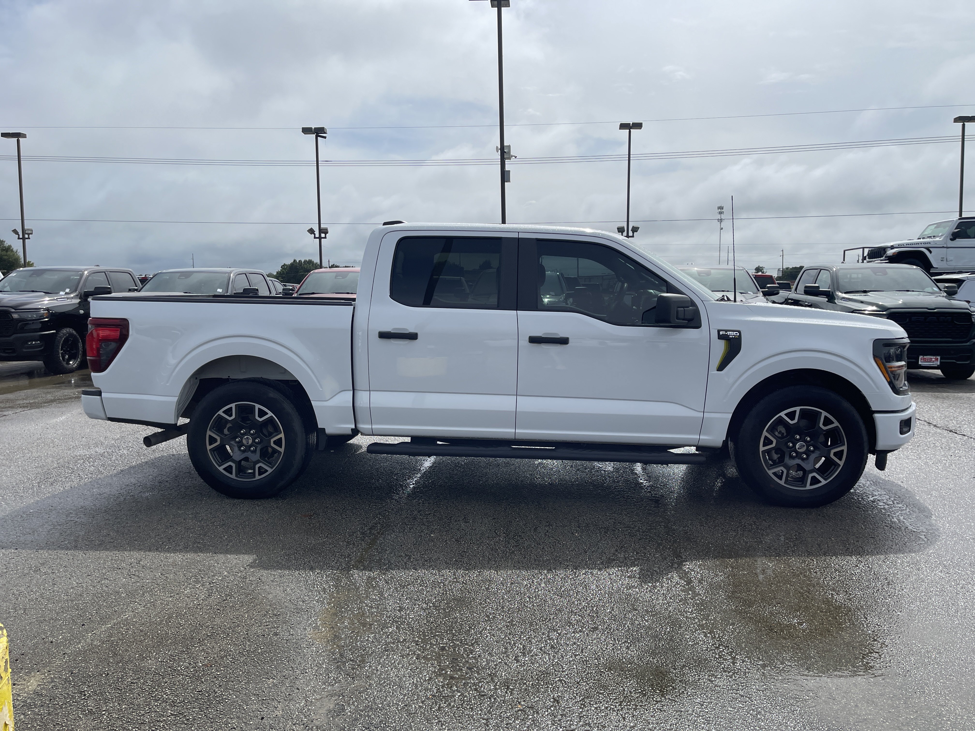 Used 2024 Ford F150 STX RWD image 3