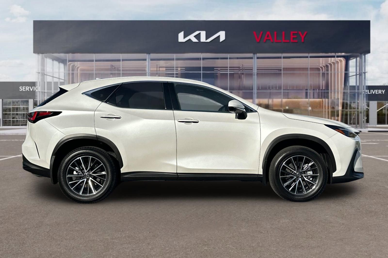 Used 2025 Lexus NX 350h AWD w/ Cold Area Package image 3