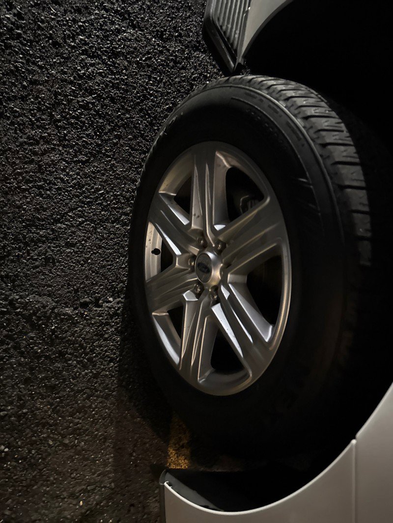 Used 2020 Ford Expedition Max XLT w/ Equipment Group 202A image 6