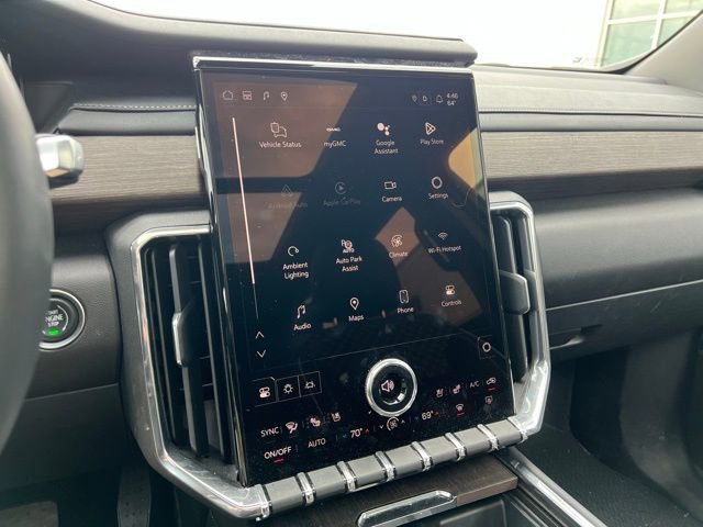 Used 2024 GMC Acadia Denali w/ Super Cruise Package image 19