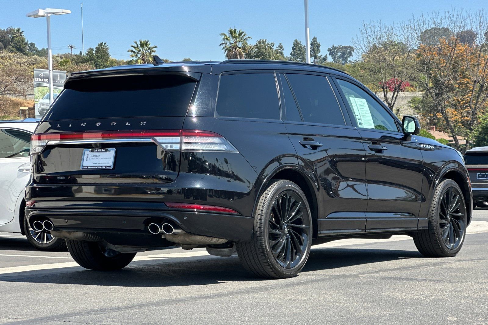 Certified 2024 Lincoln Aviator Black Label w/ Jet Package image 3
