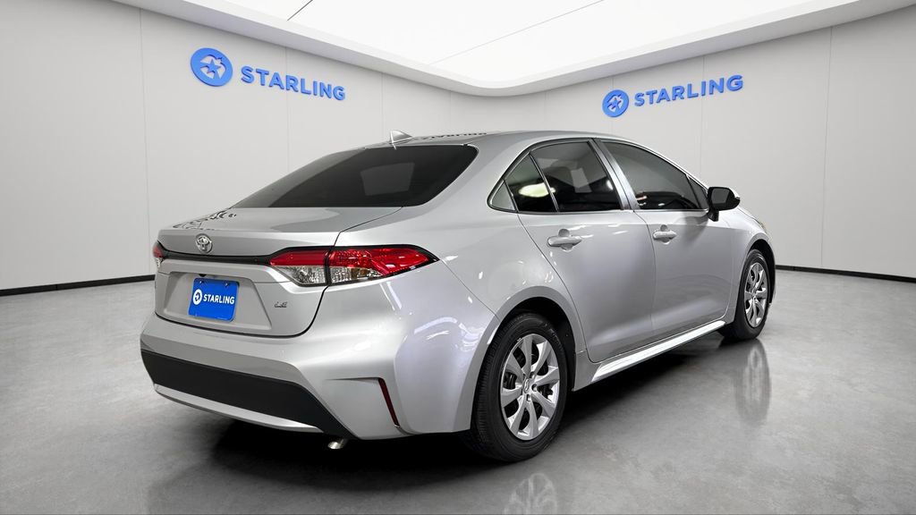 Used 2022 Toyota Corolla LE image 20