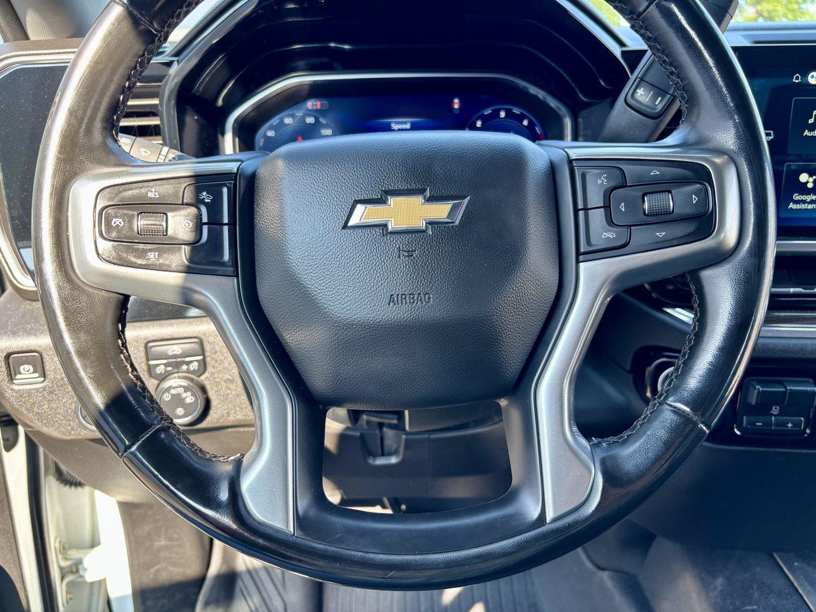 Used 2024 Chevrolet Silverado 2500 LT AWD/4WD image 36