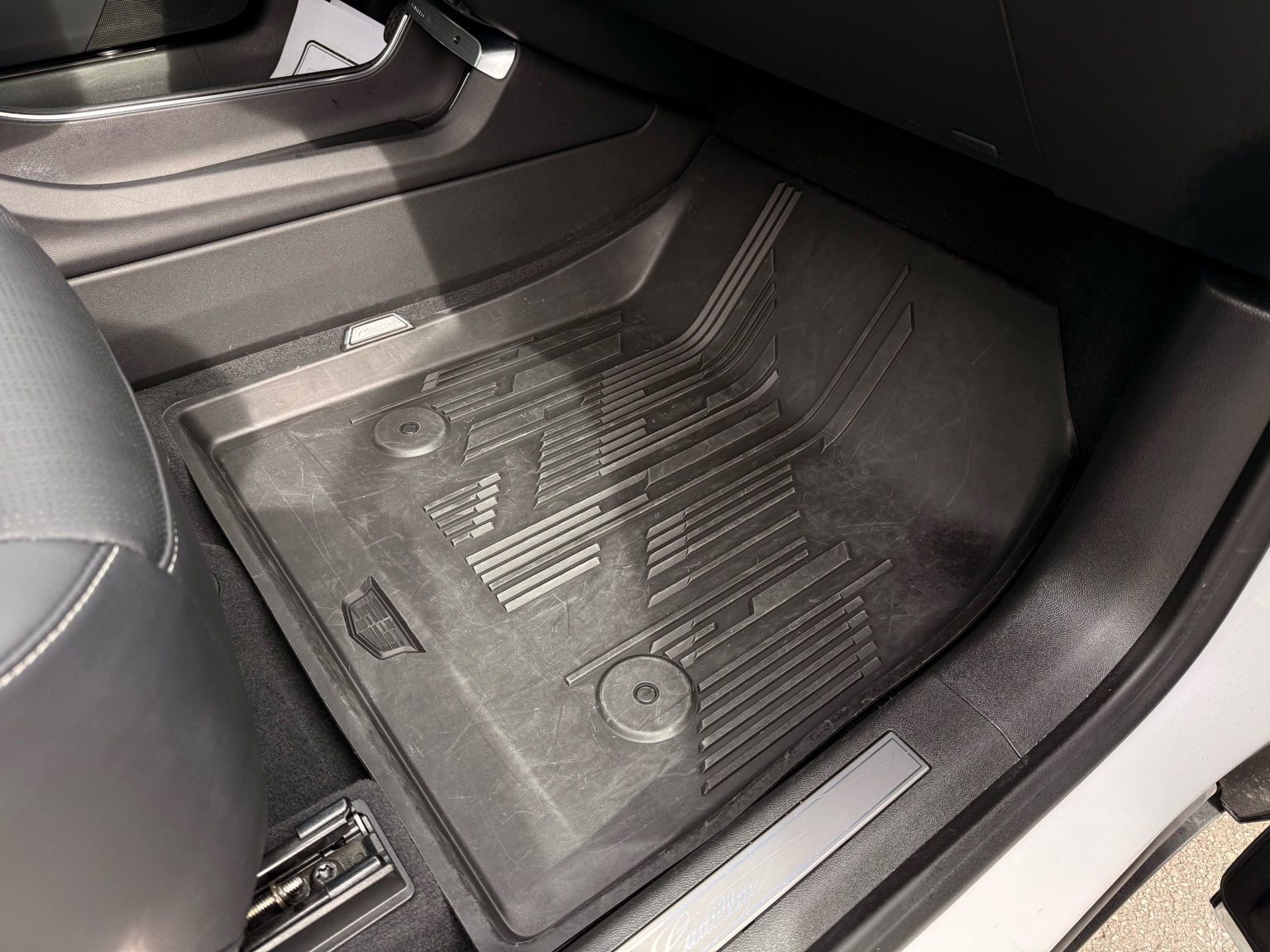 Used 2024 Cadillac Lyriq Sport image 19