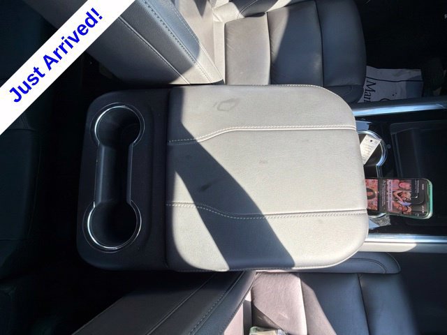 Used 2025 Chevrolet Suburban Z71 AWD/4WD image 30