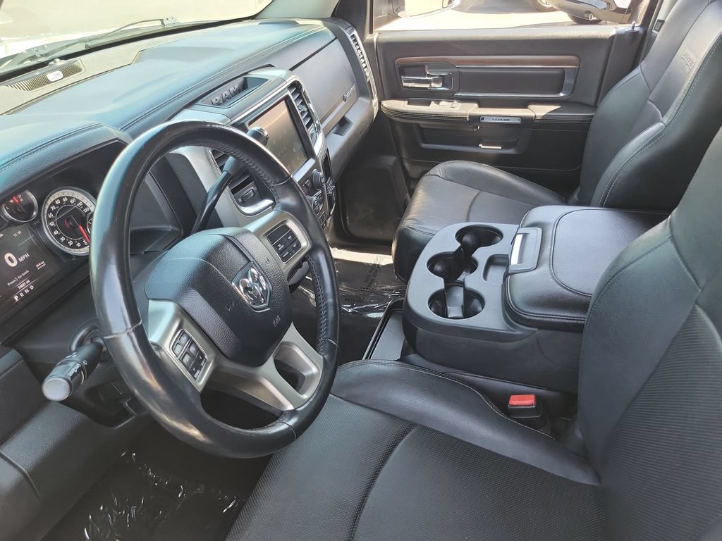Used 2017 RAM 2500 Laramie AWD/4WD image 3