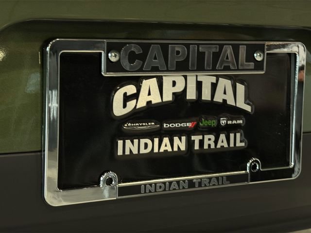 Used 2023 Dodge Challenger SRT Hellcat w/ Driver Convenience Group image 32