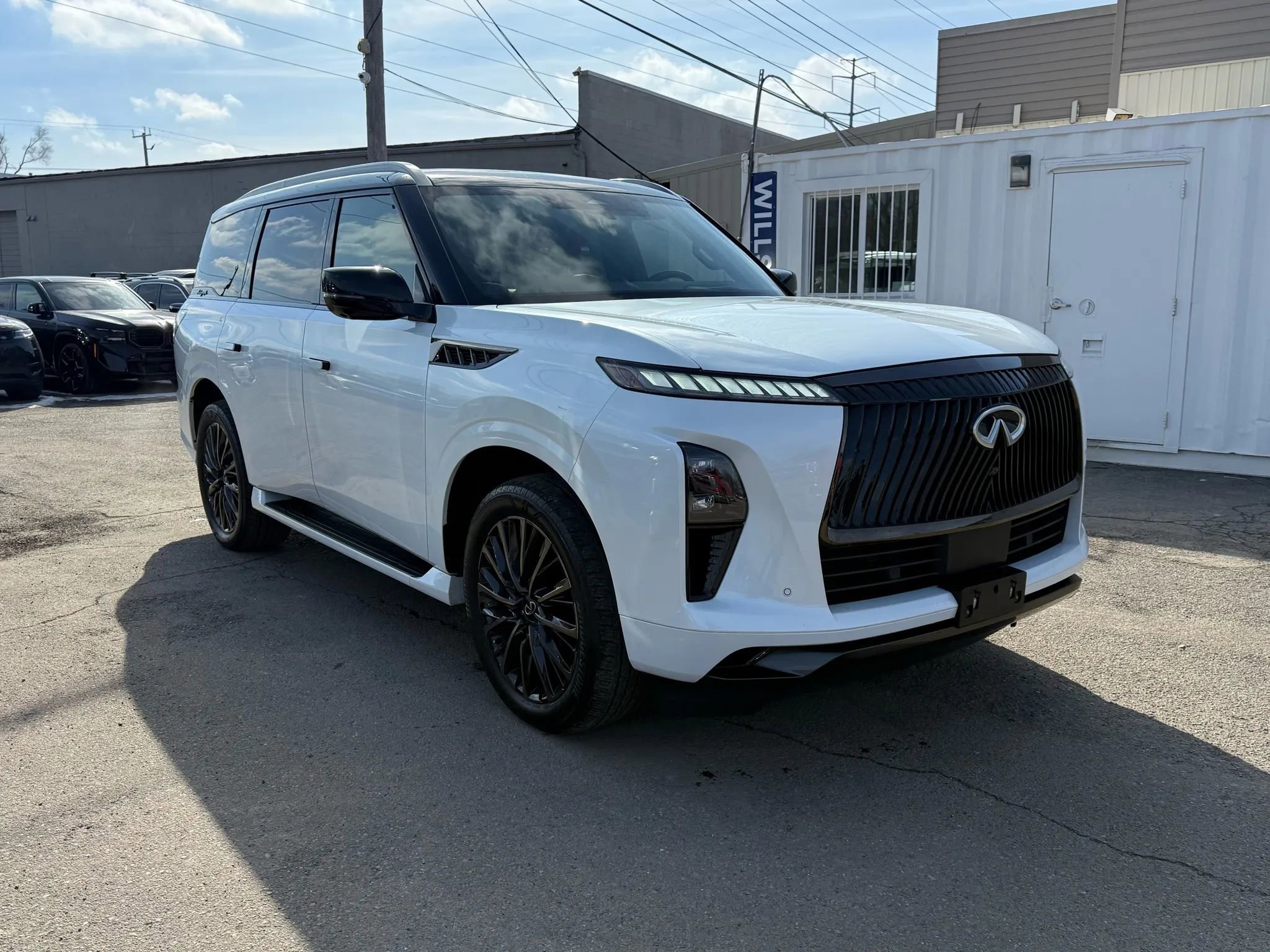 Used 2025 INFINITI QX80 Autograph image 14