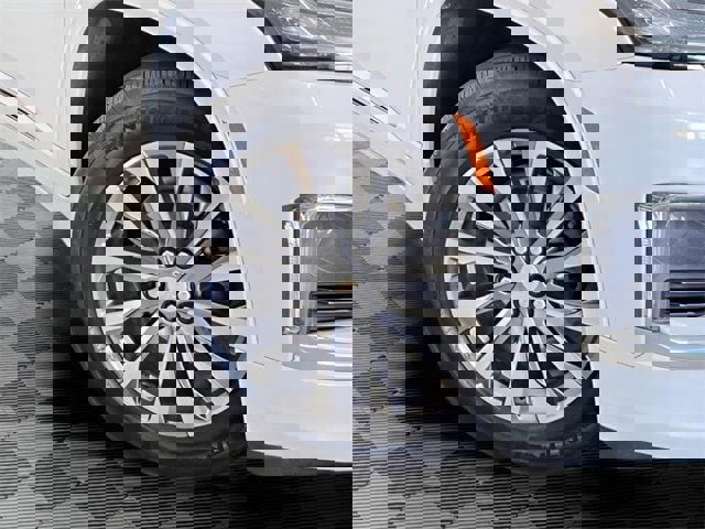 Used 2023 Chevrolet Traverse Premier w/ LPO, Floor Liner Package image 35