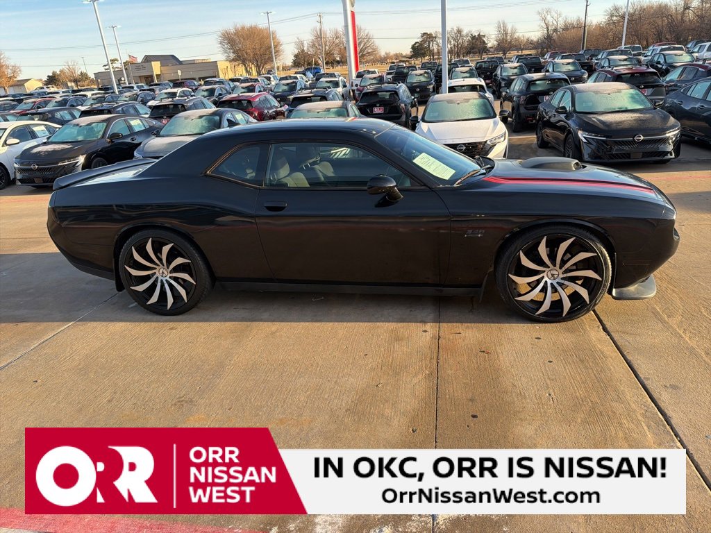 Used 2016 Dodge Challenger R/T image 6