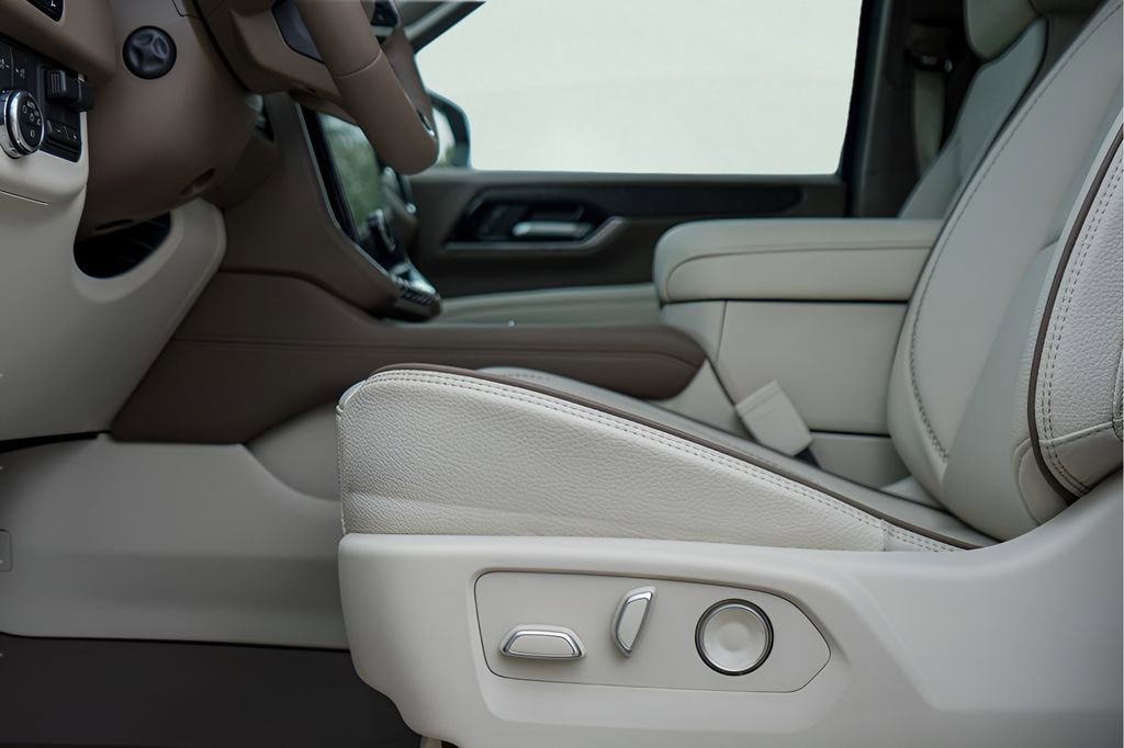 New 2026 GMC Yukon XL Denali image 17
