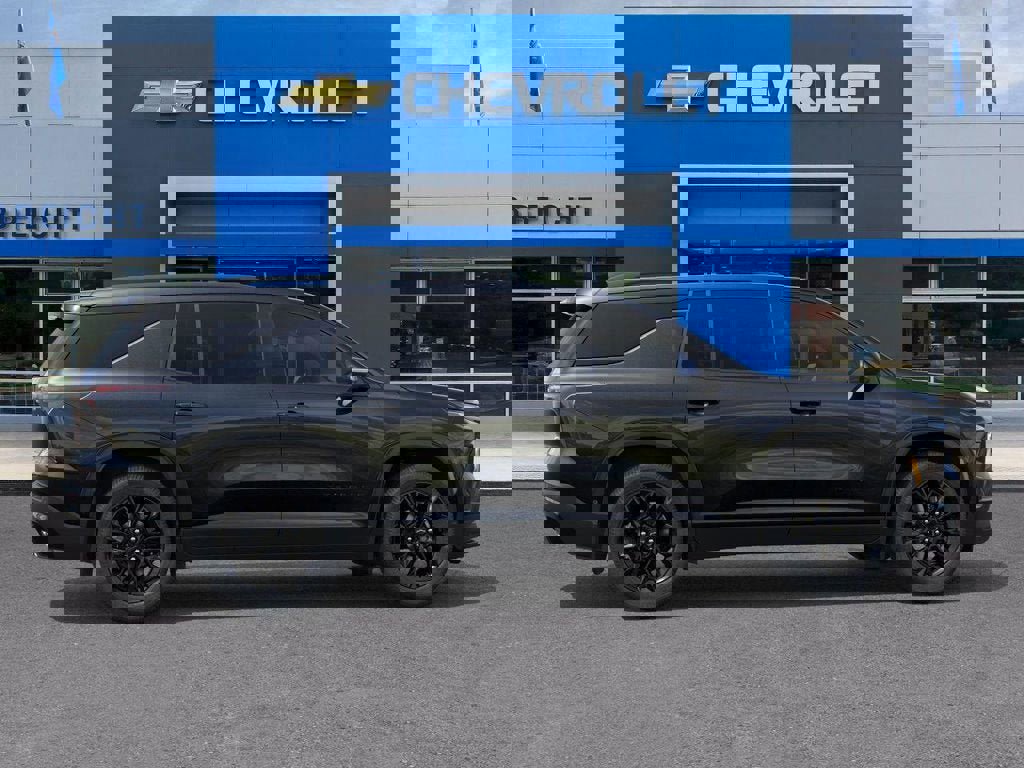 New 2026 Chevrolet Traverse LT w/ Midnight/Sport Edition image 5