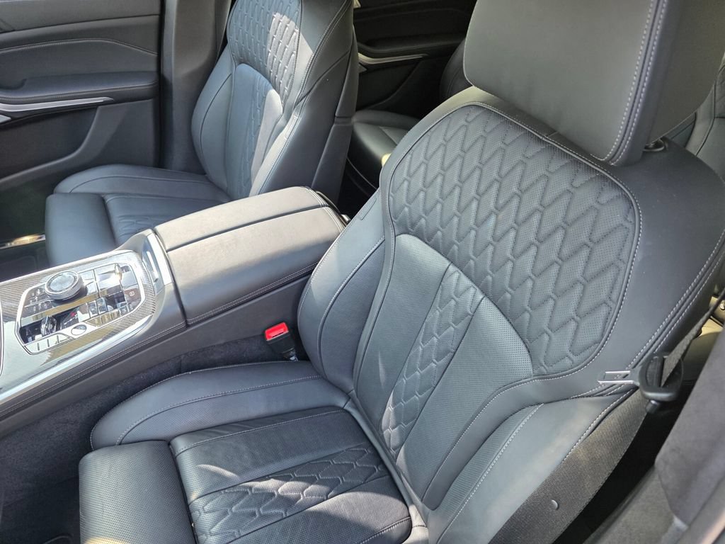 Certified 2024 BMW X7 M60i w/ Executive Package AWD/4WD image 10
