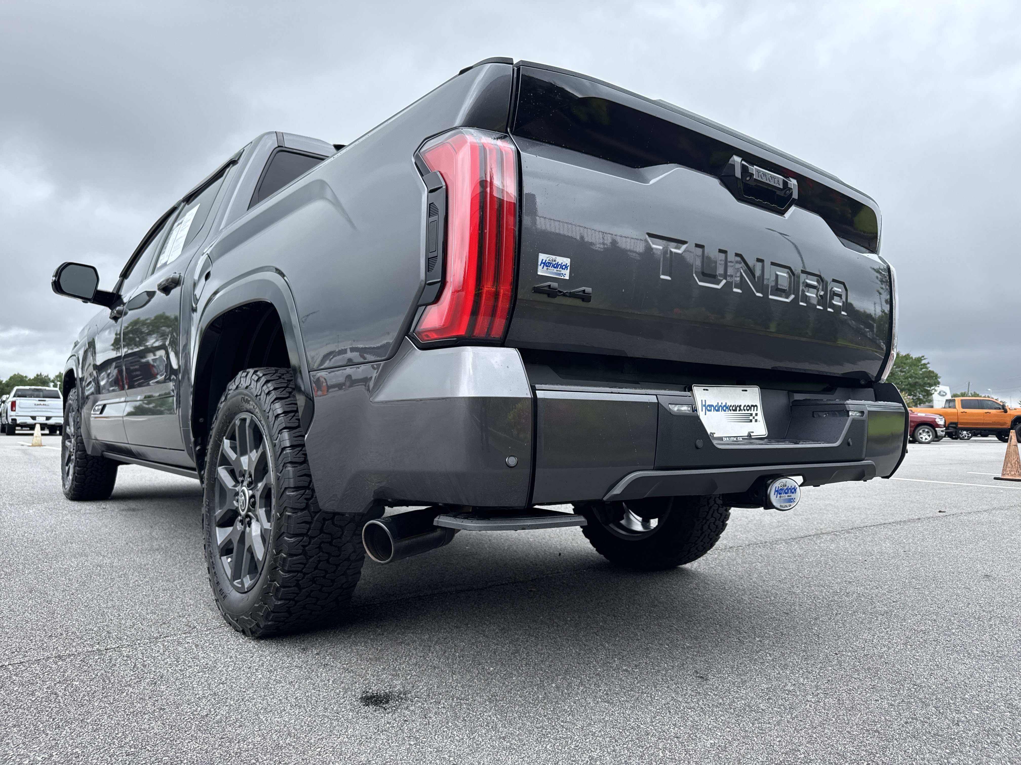 Used 2024 Toyota Tundra Platinum AWD/4WD image 8
