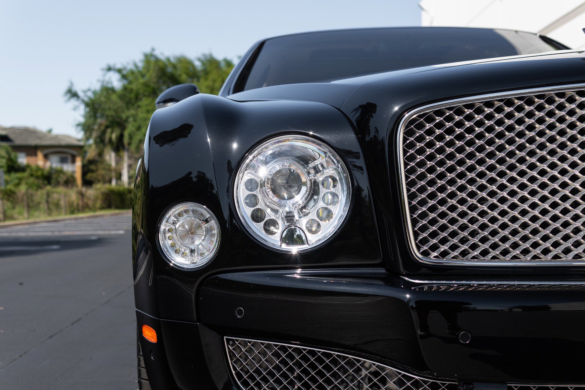 Used 2014 Bentley Mulsanne RWD image 12