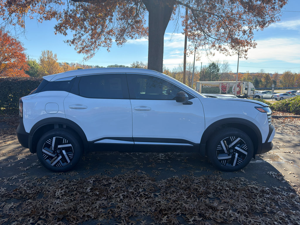 New 2026 Nissan Kicks SV w/ SV Premium Package image 8