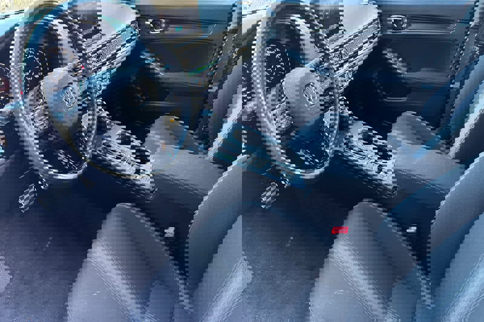 Used 2023 Honda Civic Sport image 9