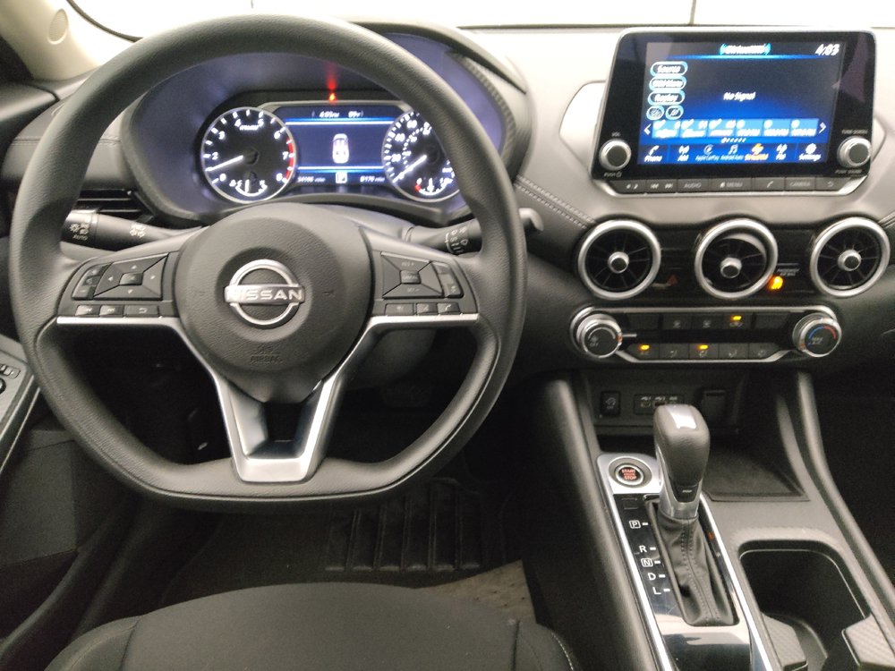 Used 2025 Nissan Sentra SV FWD image 22