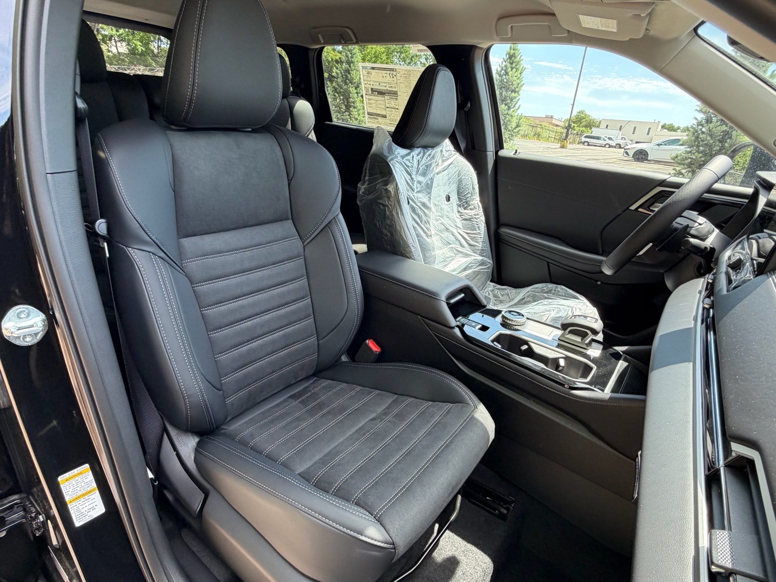 New 2026 Mitsubishi Outlander SE AWD/4WD image 12