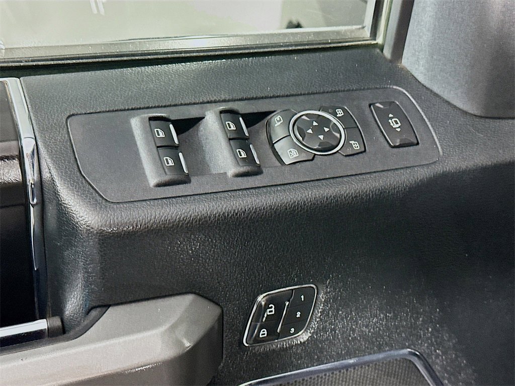 Used 2019 Ford F250 Platinum w/ FX4 Off-Road Package image 24