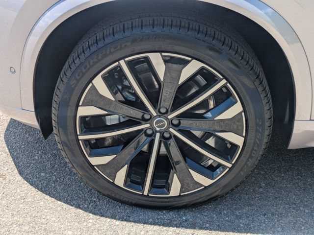 Used 2026 Volvo XC90 B6 Plus AWD/4WD image 13