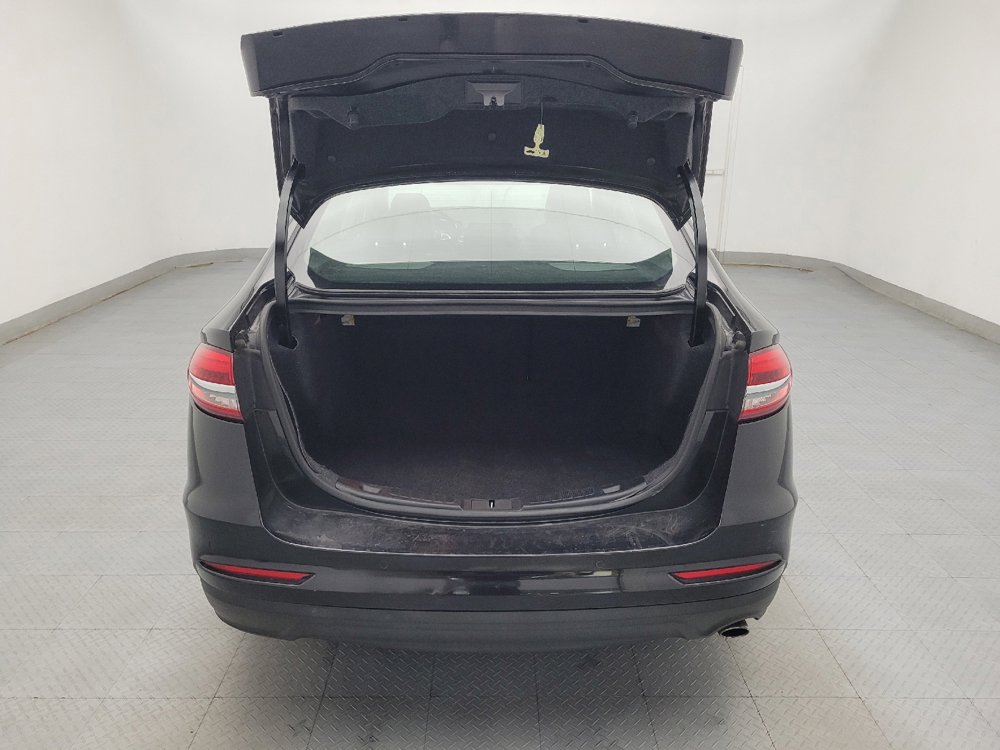 Used 2020 Ford Fusion SEL FWD image 29