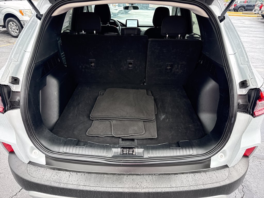 Used 2025 Ford Escape Active AWD/4WD image 13
