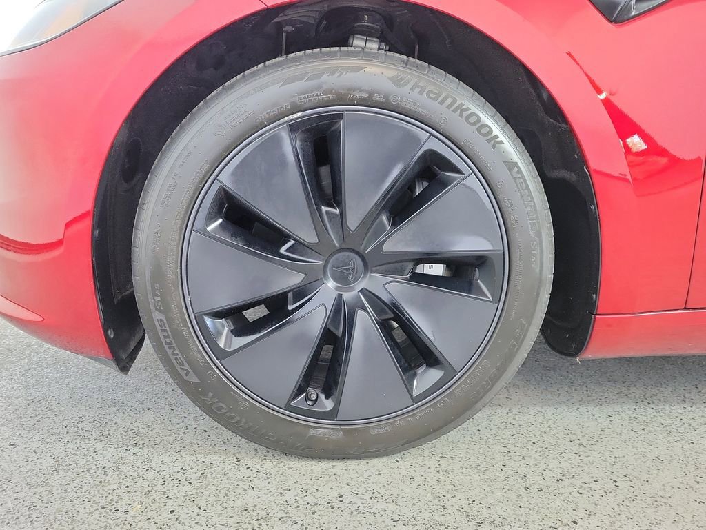 Used 2025 Tesla Model 3 Long Range RWD image 9