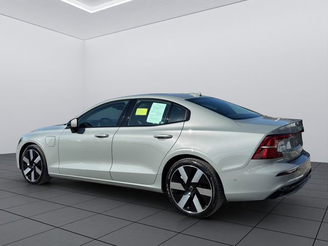 Used 2025 Volvo S60 T8 Ultra w/ Climate Package image 4