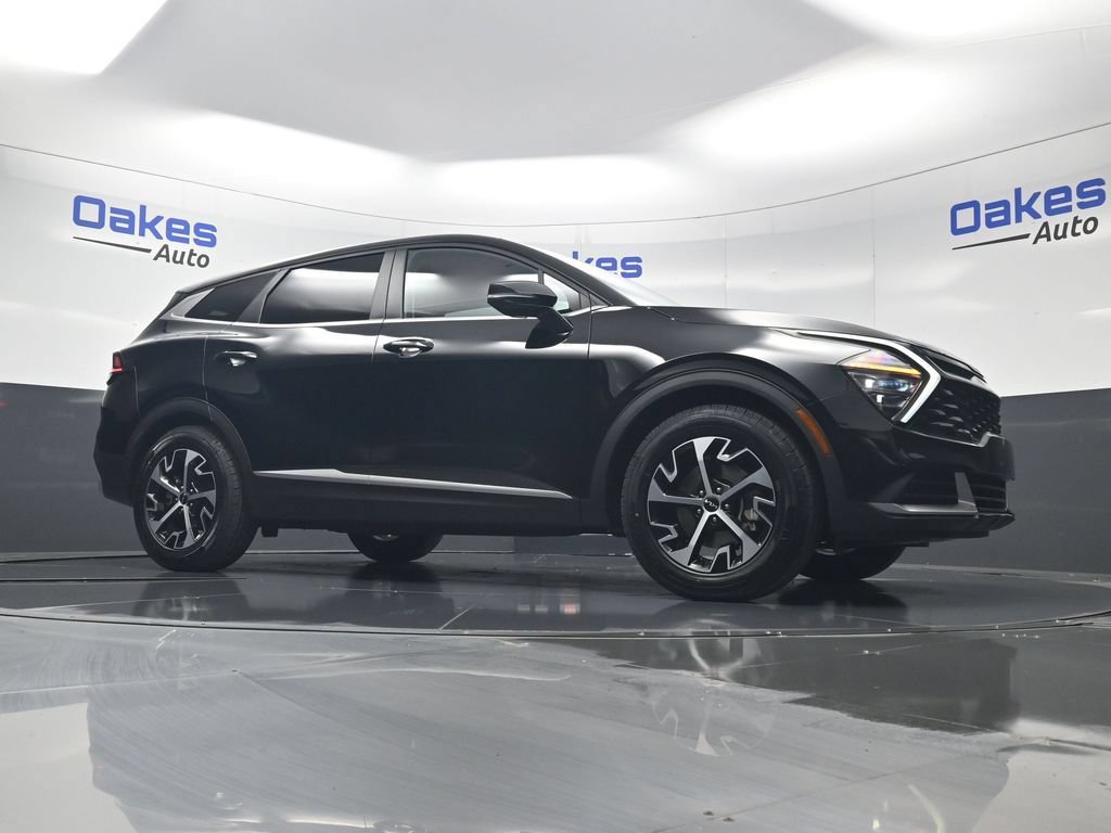 Certified 2024 Kia Sportage EX FWD image 39