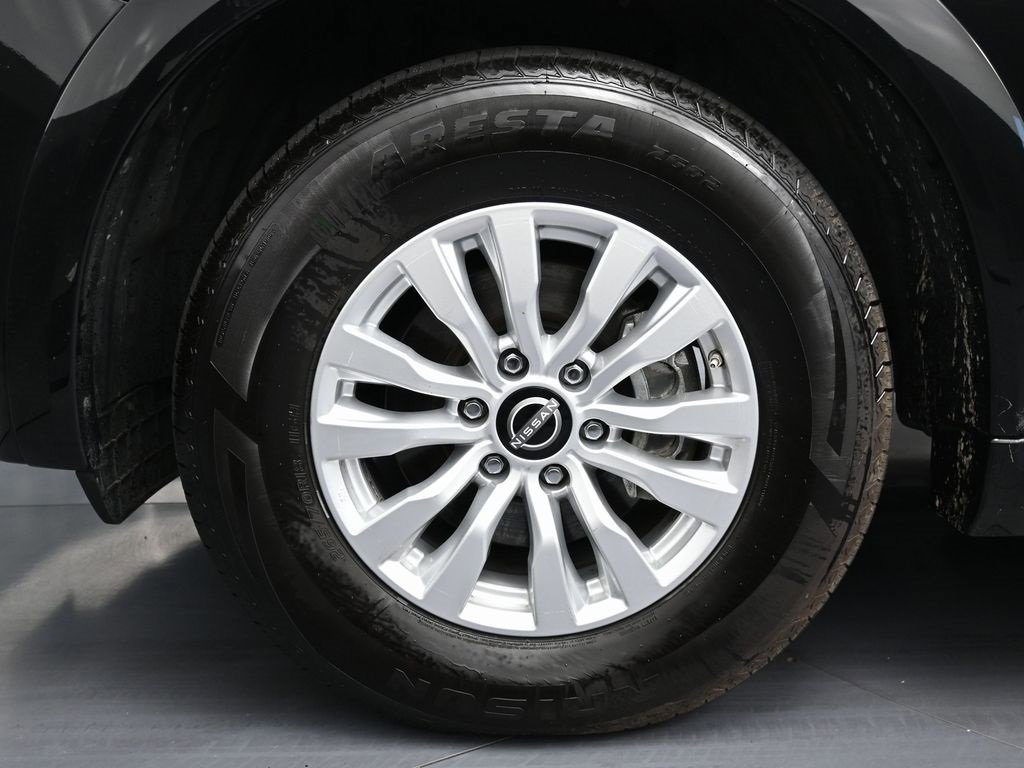 Used 2023 Nissan Armada SV image 9